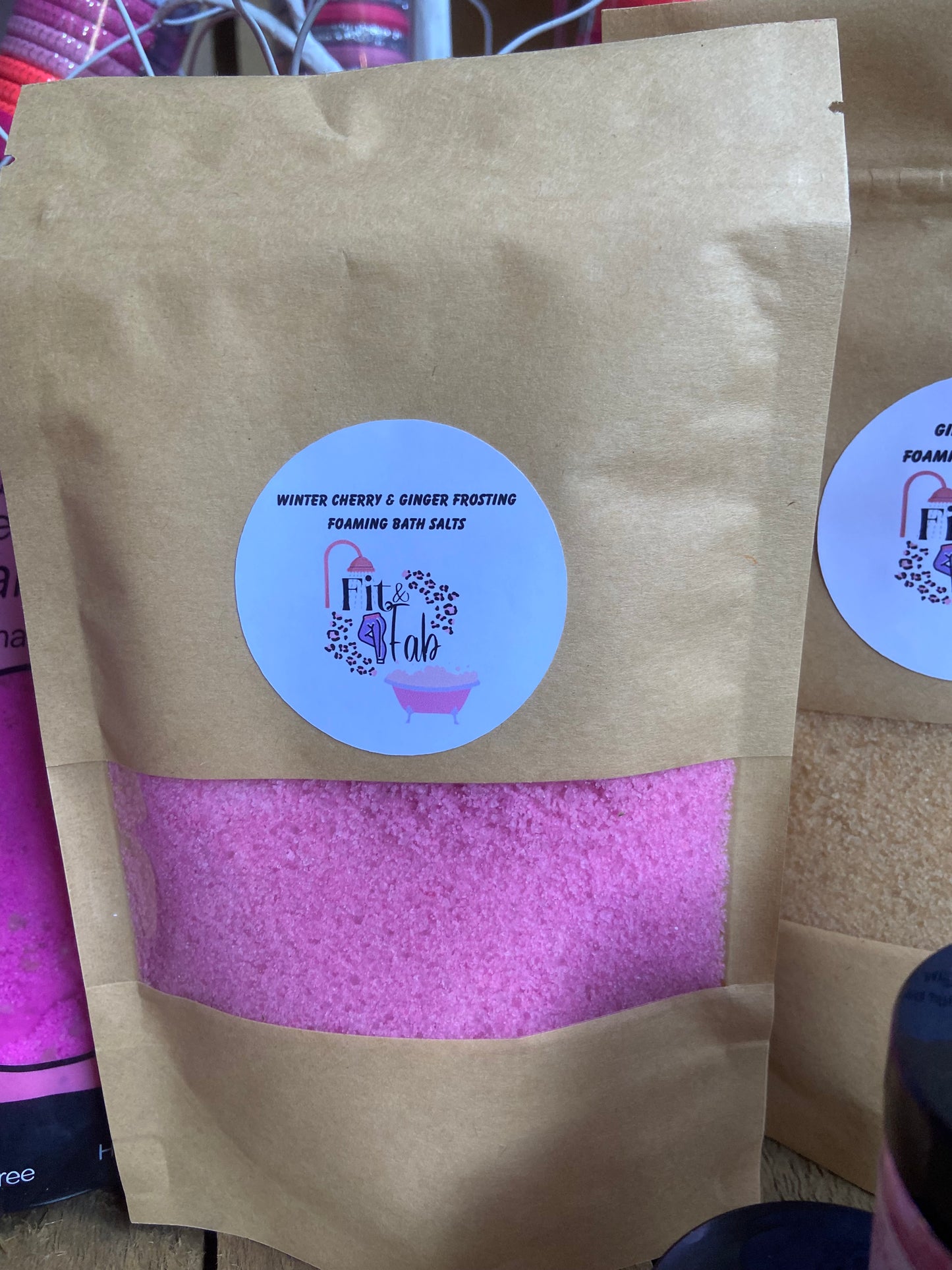 Winter Cherry & Ginger Fosting Foaming Bath Salts