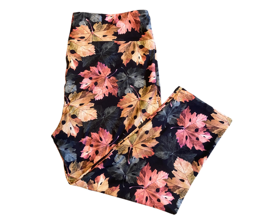 Autumn Leaves Capri  🍁 Leggings