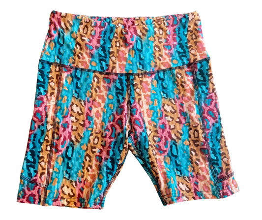 Sketch Leopard Thigh Pocket Shorts