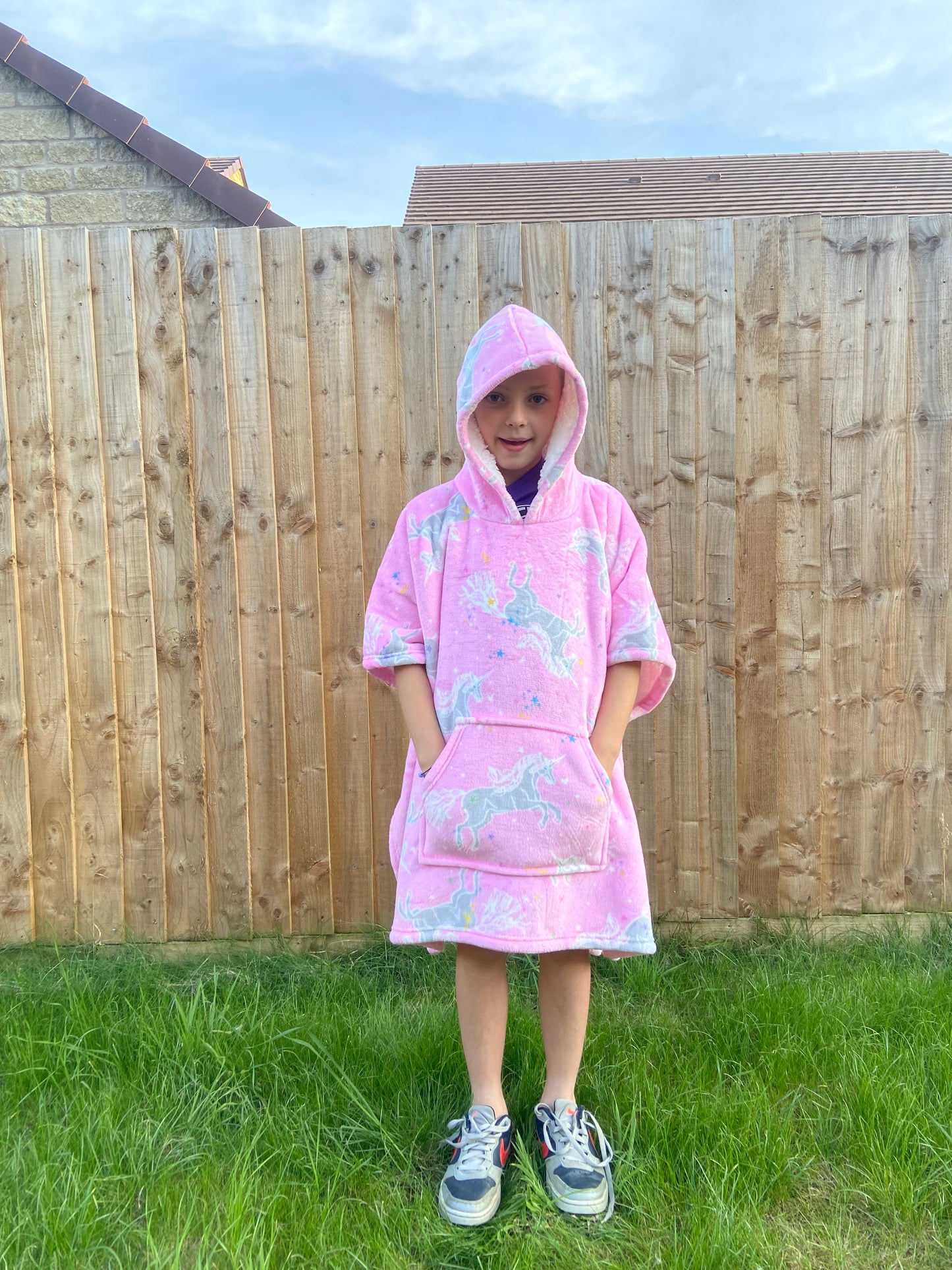 Kids Unicorn hooded blanket