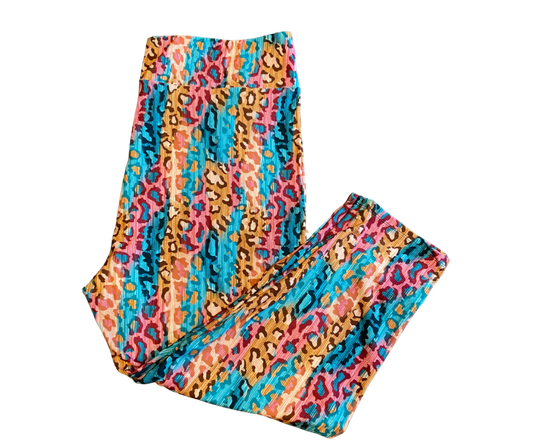 Sketch Leopard Capri Leggings