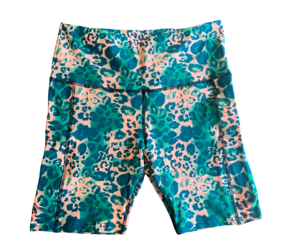 Green & Pick Leopard Thigh Pocket Shorts