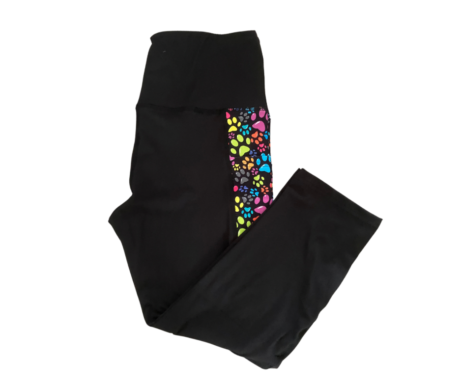 Rainbow Paws Thigh Pocket Capri Leggings