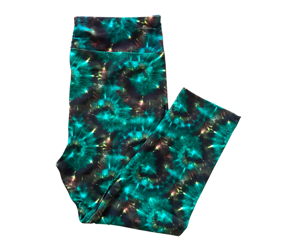 Psychedelic Emerald Capri Leggings