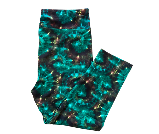 Psychedelic Emerald Capri Leggings